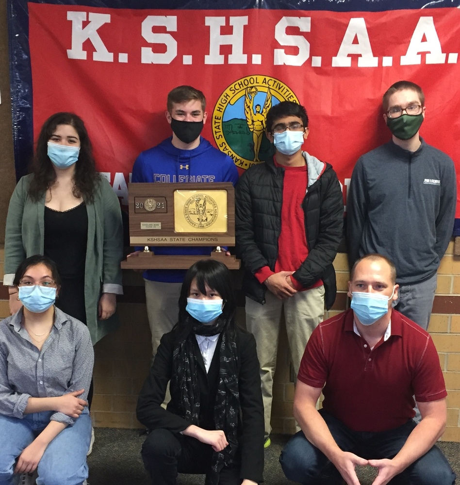 WCS Scholars Bowl Team poses with their 3A State Trophy
