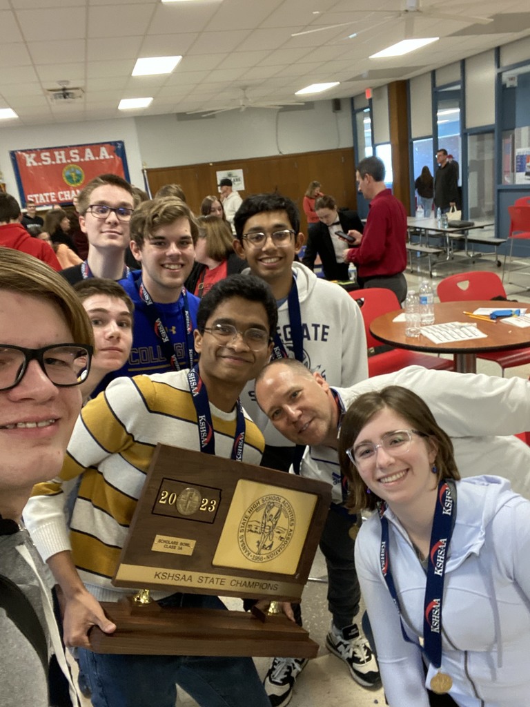 Scholars Bowl with Trophy